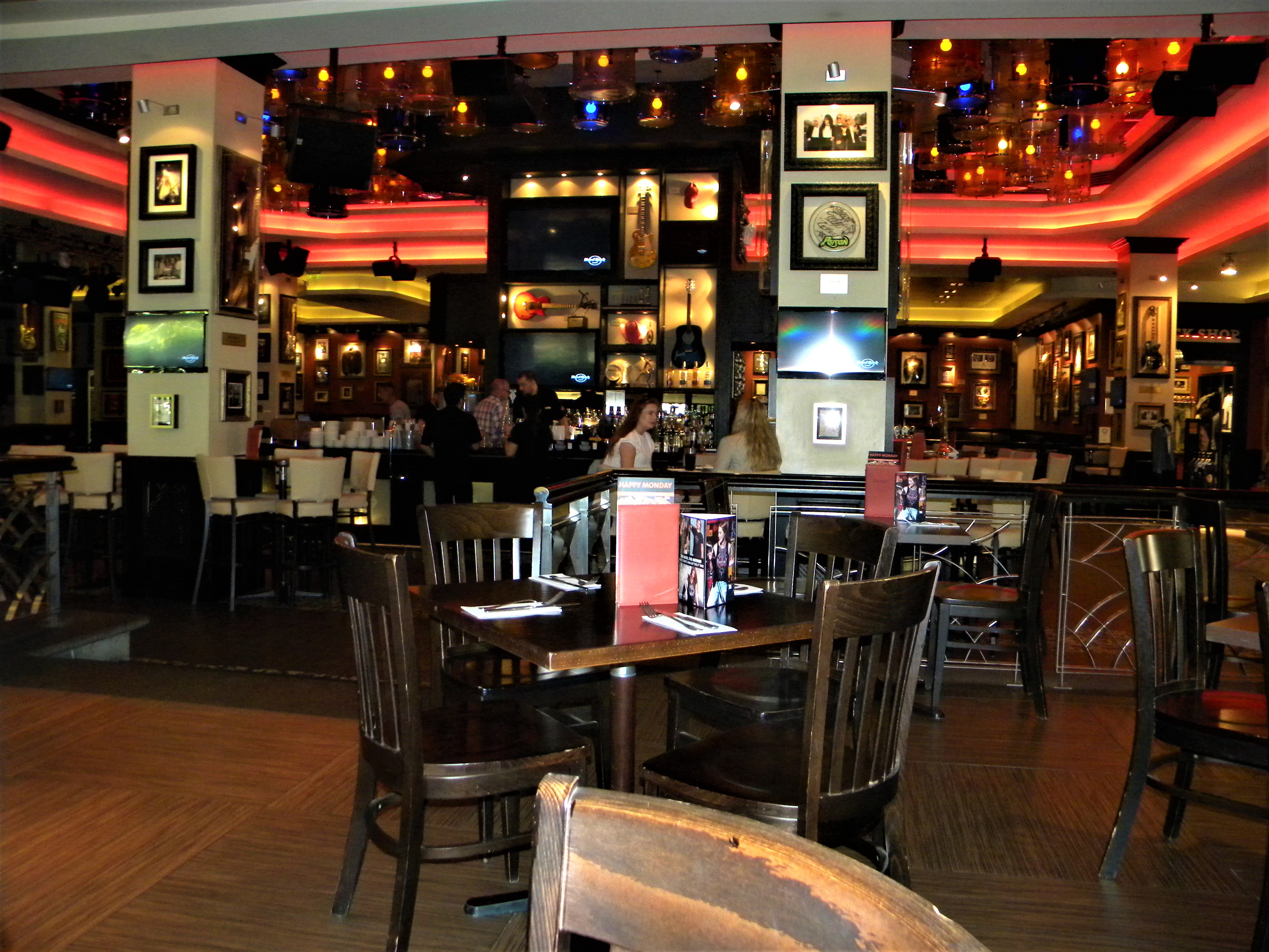 Wnętrze restauracji Bistrovela w Warszawie